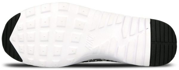 Dámská volnočasová obuv Nike Air Max Thea Lotc Qs W, K Sporting